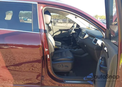 2019 Kia Sorento 3.3L Sx z USA, uszkodzony, nr VIN 5XYPK4A54KG459782